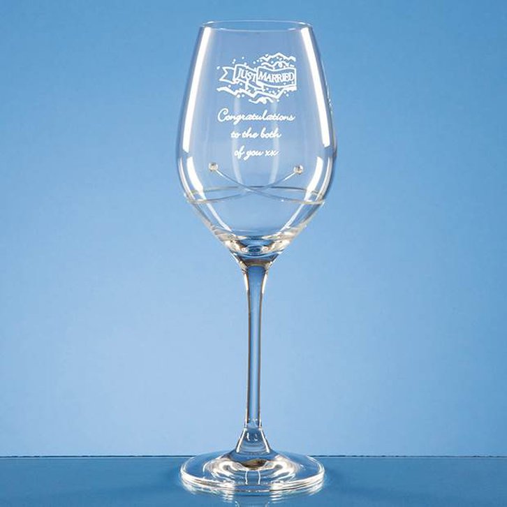Single Diamante Wine Glass with a Kiss Cut Design