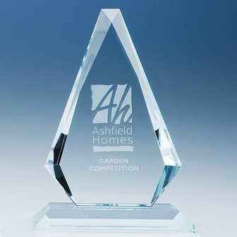 20.5cm x 13.5cm x 19mm Clear Glass Windsor Diamond Award
